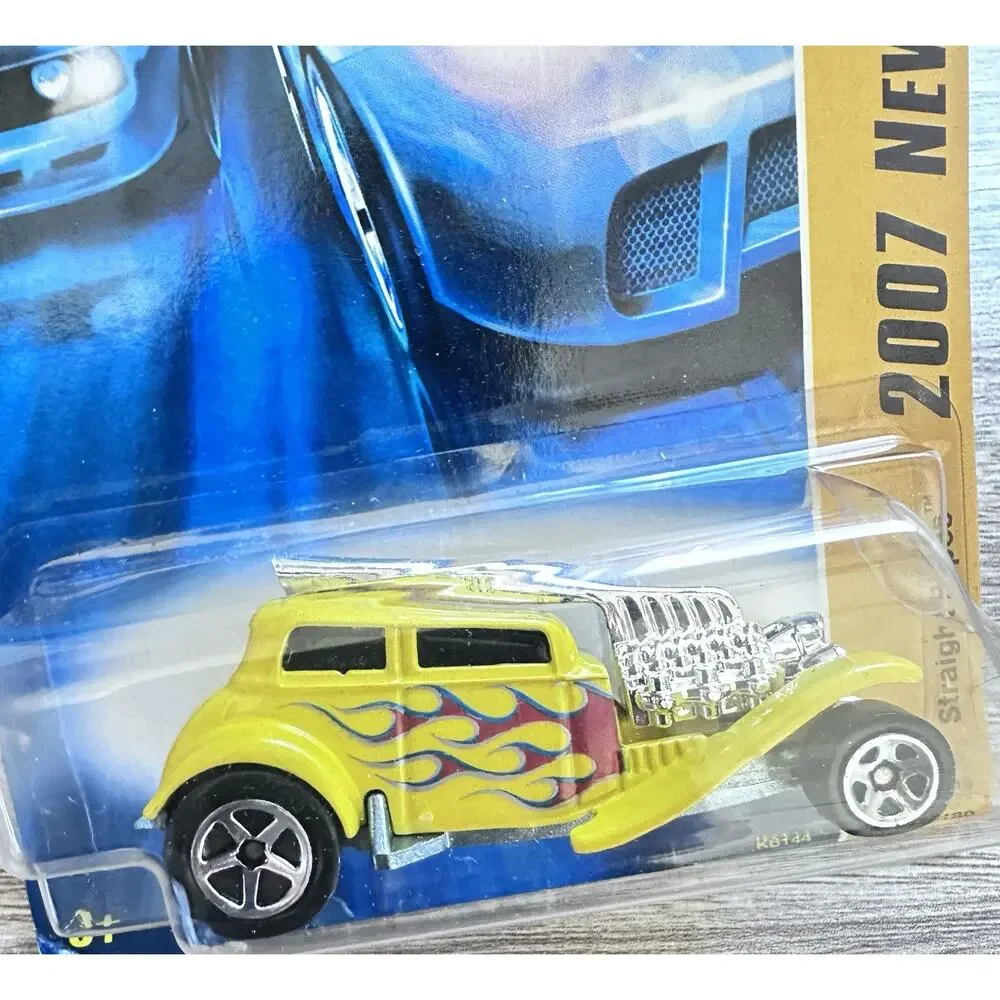 Hot Wheels yellow straight